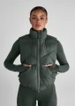 Fern-Gilet-8692-NEW.webp
